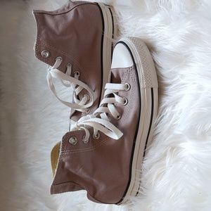 Chuck Taylor Converse high tops classic neutral taupe Mens size 4 Women's size 6